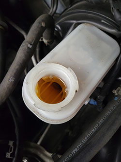 Replaced Brake Fluid Reservoir - Seiko's Auto Service Inc.