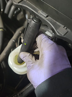 Brake Fluid Reservoir Bad Test - Seiko's Auto Service Inc.